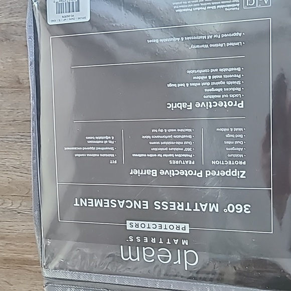 TOTAL ENCASEMENT KING SIZE DREAM MATTRESS PROTECTOR. - Picture 3 of 8